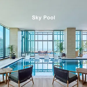 Mitsui Garden Yokohama Minatomirai Premier Japan